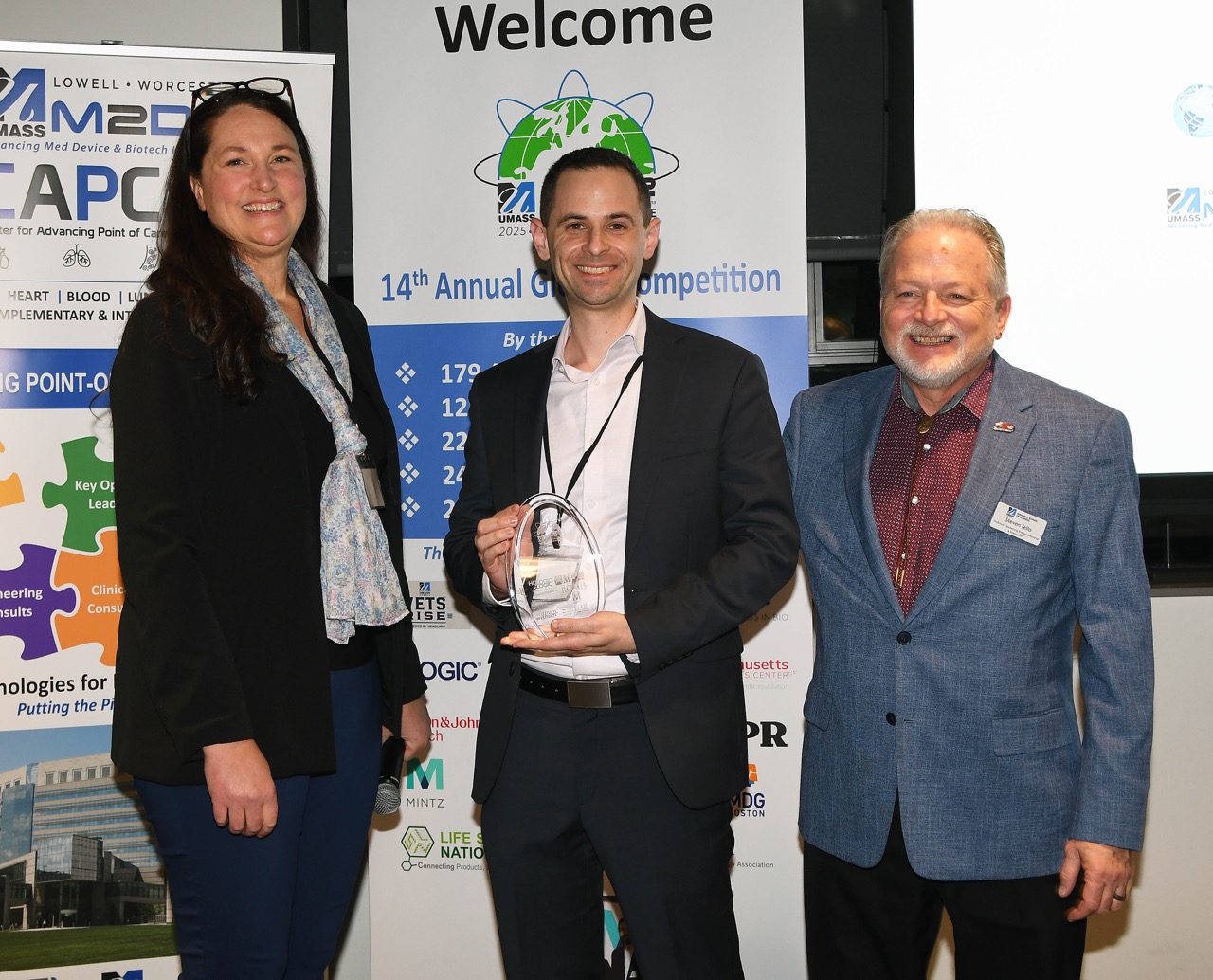 1-425 Large 1-425 Large